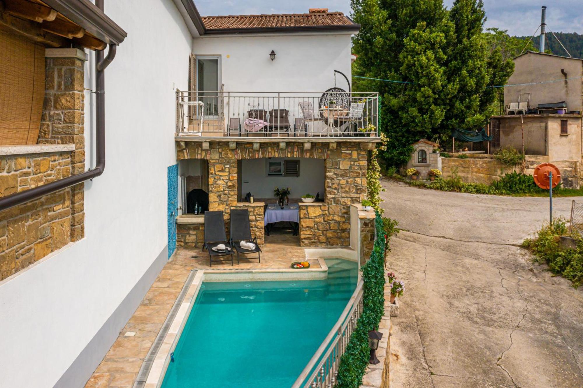 Holiday Home Belveder Motovun With Heated Pool Livade Exterior photo