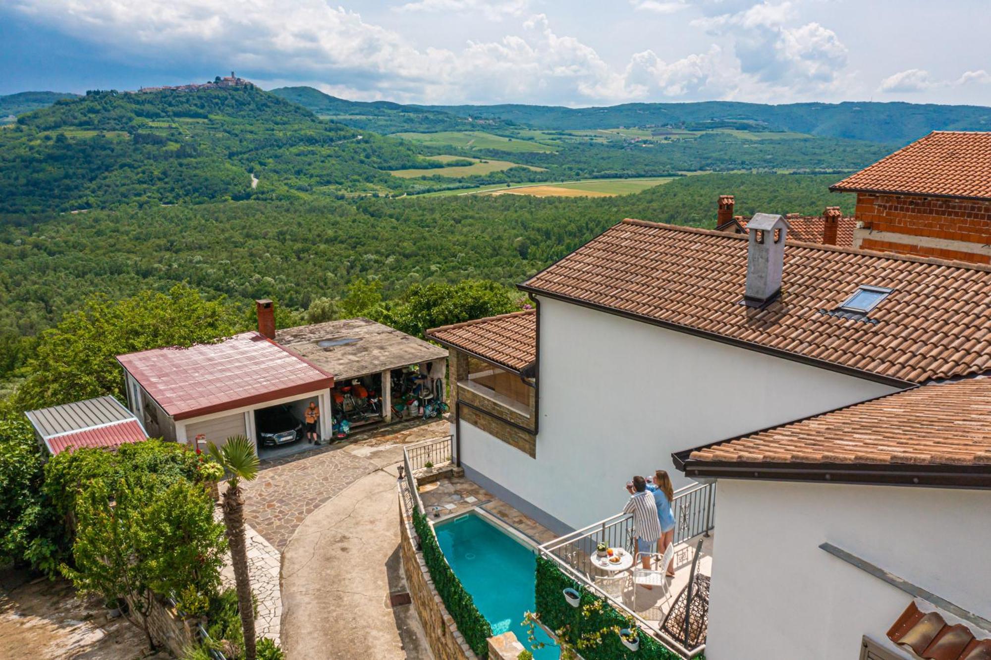 Holiday Home Belveder Motovun With Heated Pool Livade Exterior photo